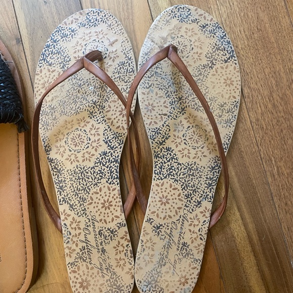 American eagles flip flops - Picture 2 of 5